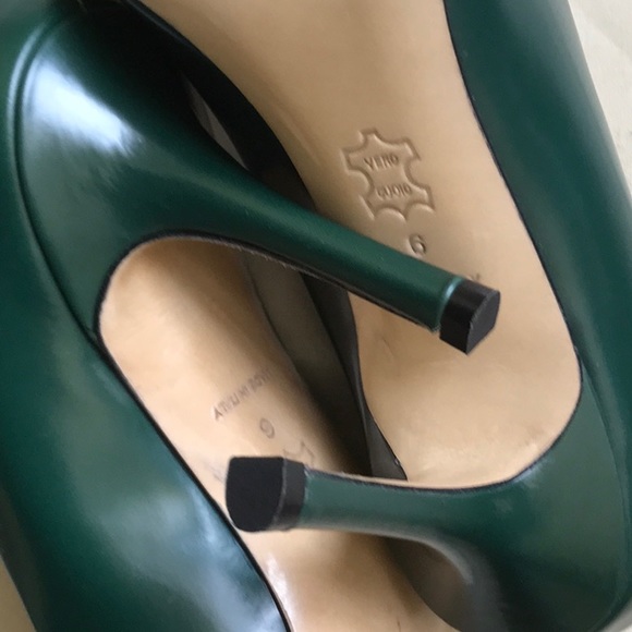 TORY BURCH Penelope Ombre Pointy Toe Pump in Green/Blue - Picture 10 of 16